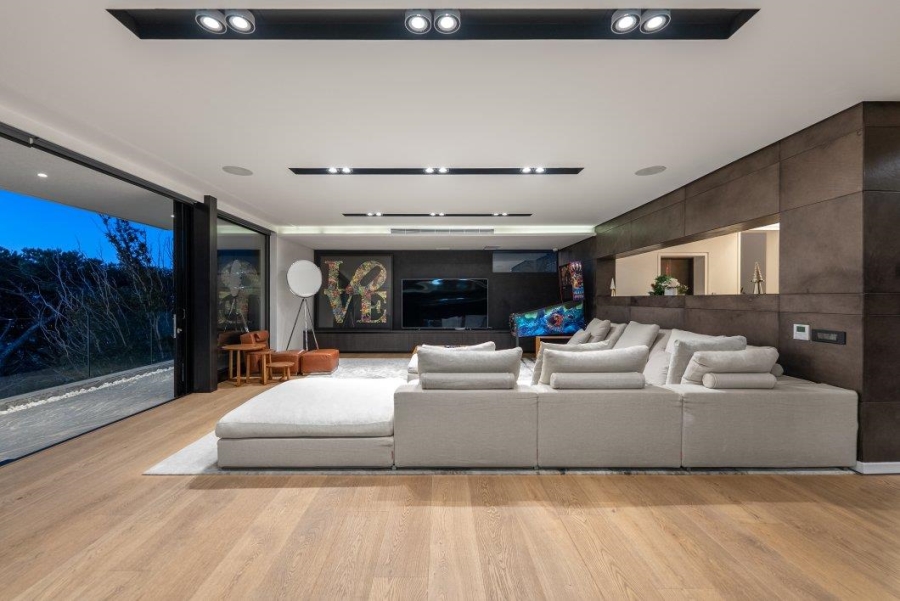 4 Bedroom Property for Sale in Camps Bay Western Cape